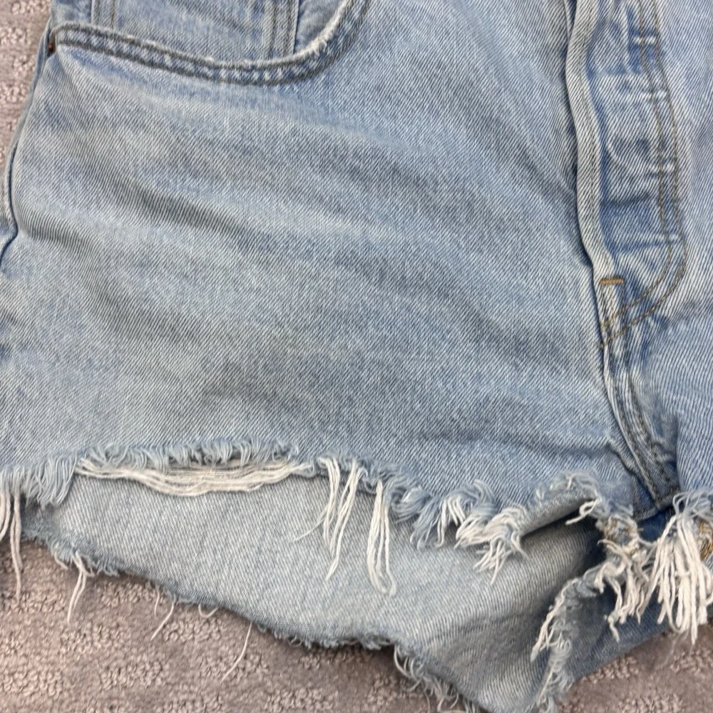 Levi's 501 Women Shorts Blue Denim Cutoff Shorts Button Fly Tag 31 Actual 33